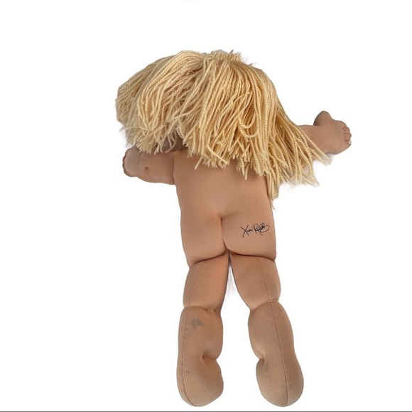 Vintage Cabbage Patch Kid Doll - Picture 5 of 11